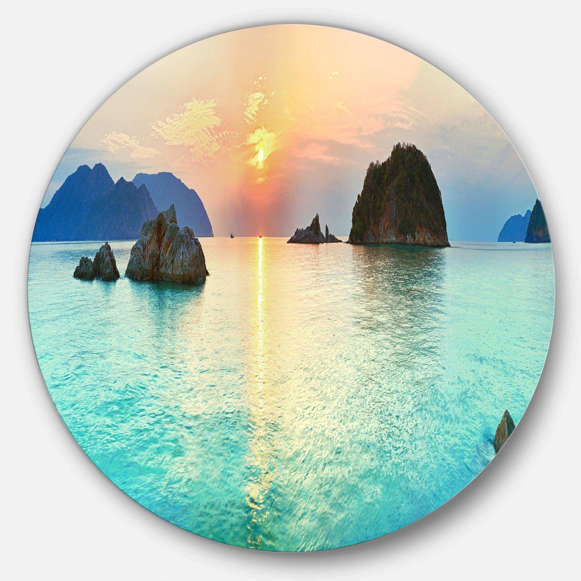 Sunrise Panorama - Seascape Photography Metal Circle Wall Art