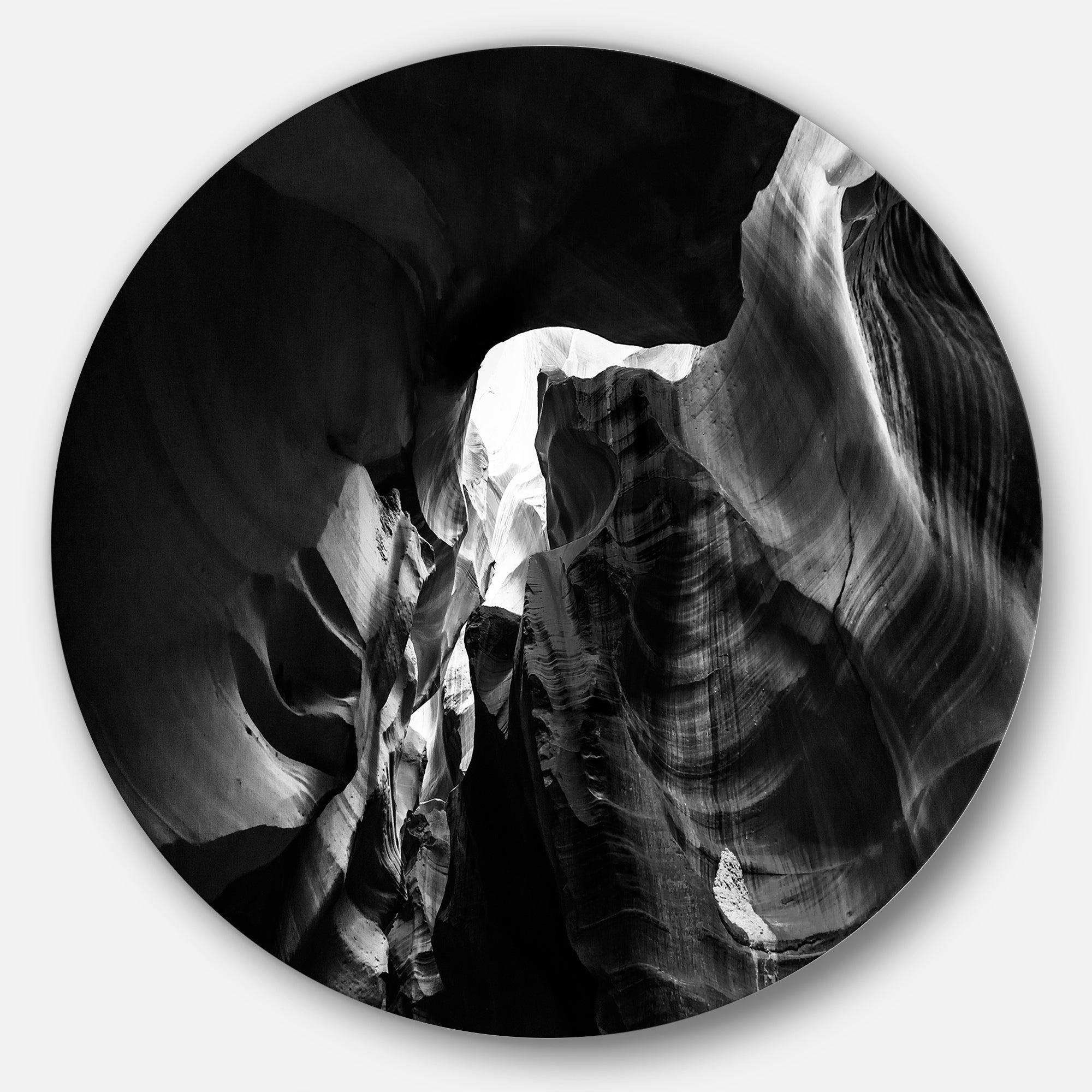 Black and White Antelope Canyon - Landscape Photography Circle Metal Wall Decor