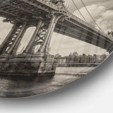 Manhattan Bridge in Dark Gray - Landscape Circle Metal Wall Decor