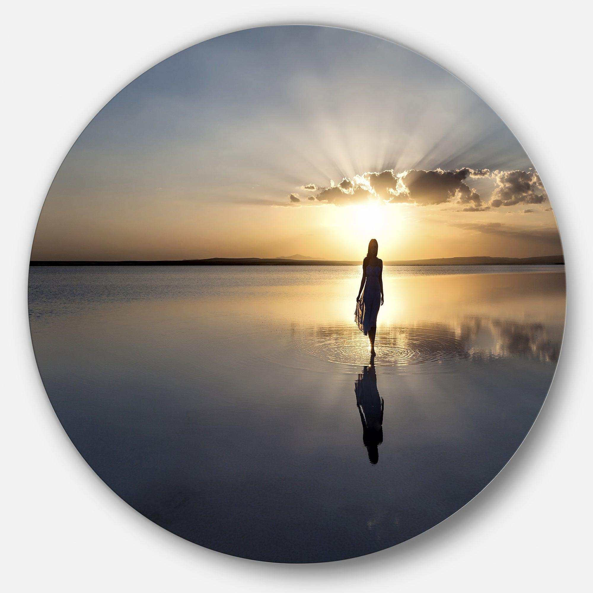 Man Alone in Summer - Coastal Round Metal Wall Art