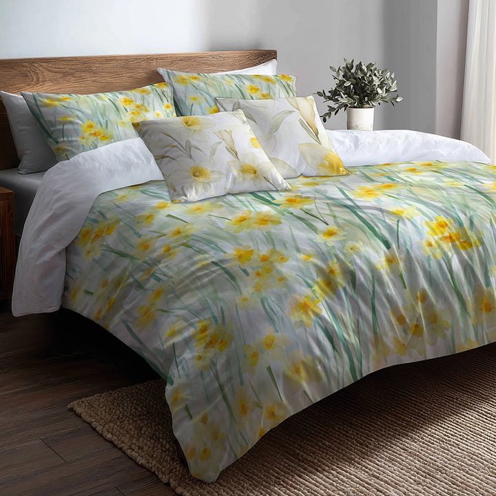Floral Bedding Set 5 Pcs - Soft Daffodil Meadow Duvet Cover And Throw Pillow Set