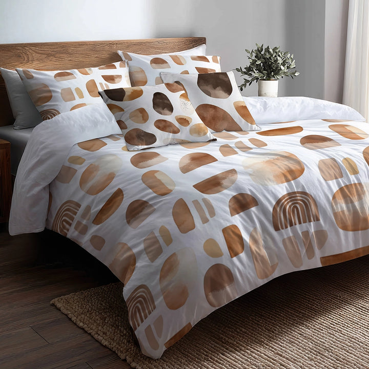 Geometric Bedding Set 5 Pcs - Brown And Beige Cocoa Shapes Duvet Cover And Throw Pillow Set