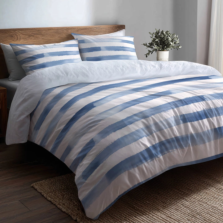 Modern Bedding Set of 5 - Blue And White Moonlit Stripes Duvet Cover And Throw Cushion Set