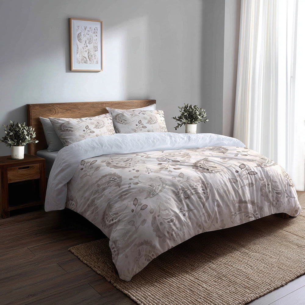 Modern Bedding Set of 5 - Paisley Floral Duvet Cover And Throw Cushion Set