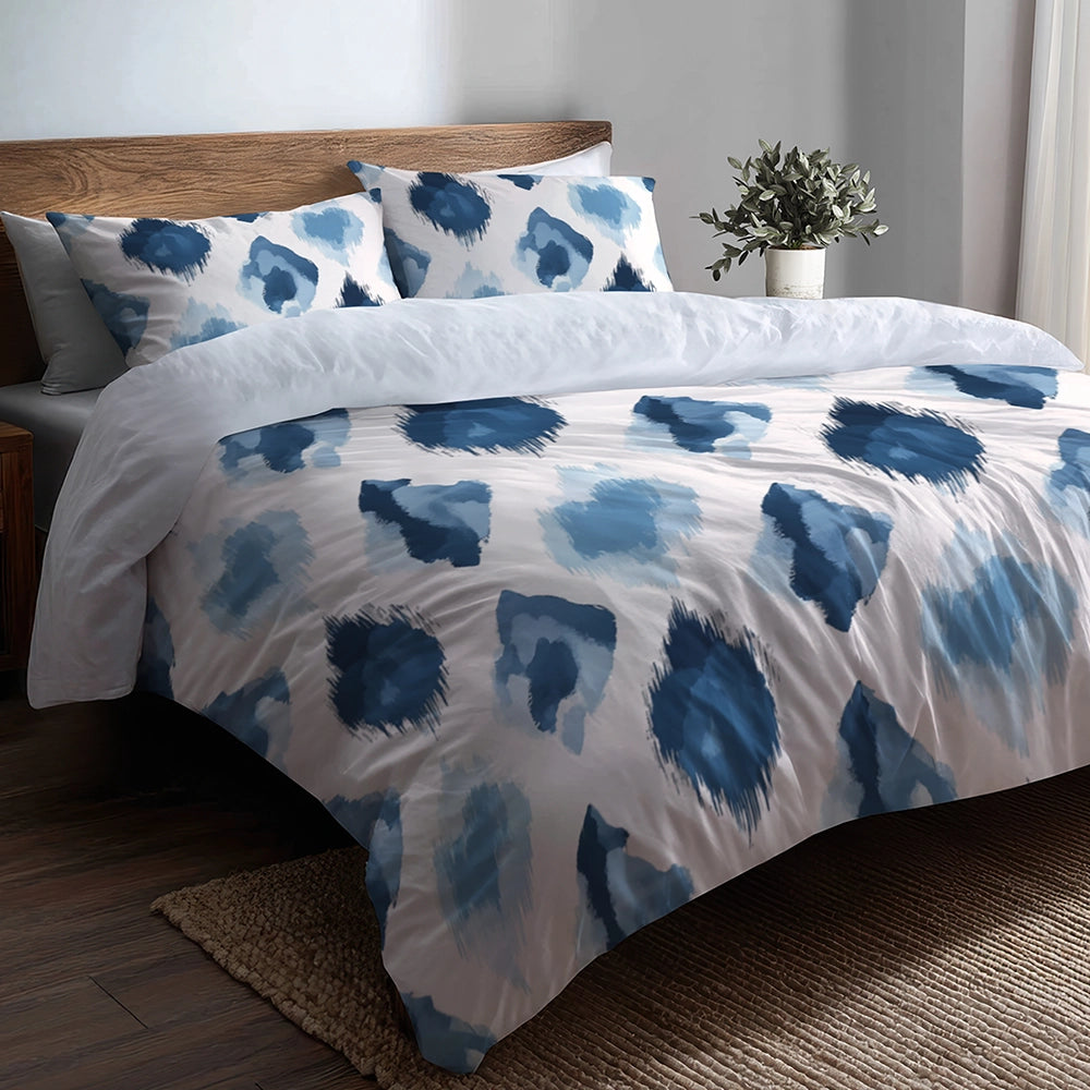 Ikat Bedding Set 5 Pcs - Blue And White Calm Ikat Duvet Cover And Throw Pillow Set