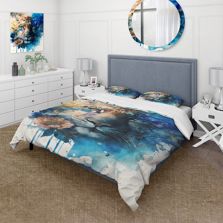 Tiger Portrait With Flowers II - Duvet Cover Set