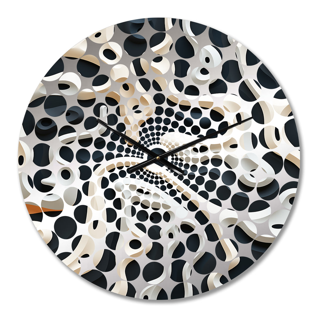 Black White Labyrinth Pattern II - Abstract Metal Wall Clock