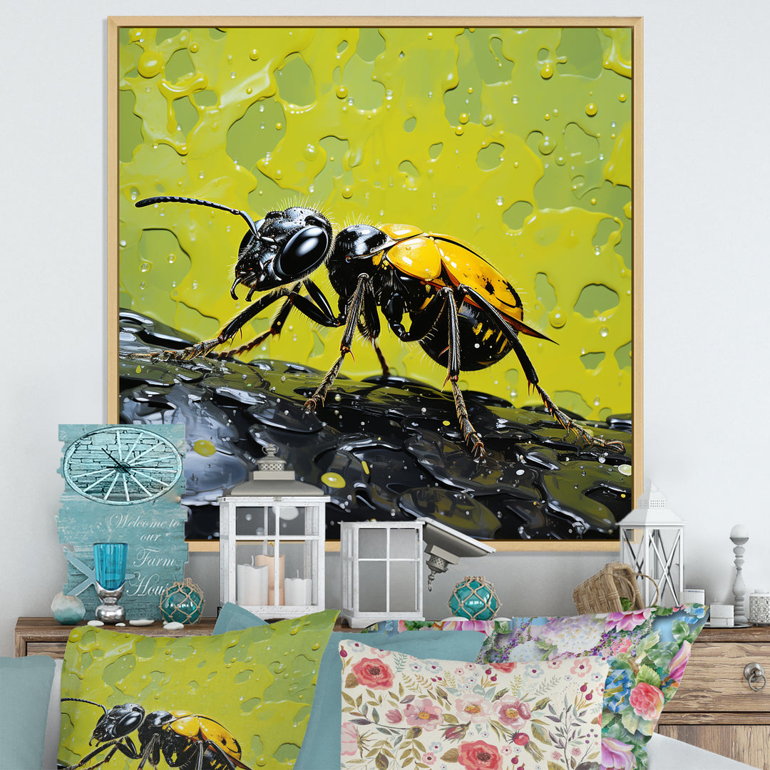 Neon Pioneers Yellow Black Ant - Ant Wall Decor