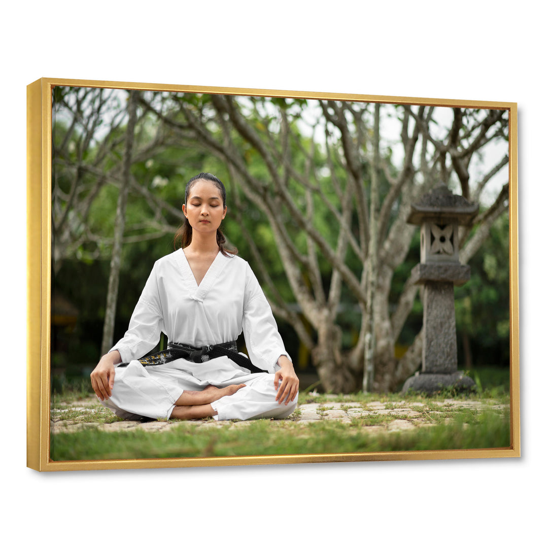 Woman Karate Meditating Mindfulness - Martial Arts Canvas Wall Art