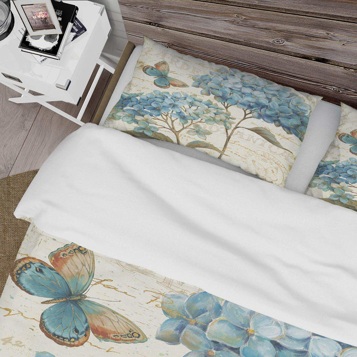 Butterfly Blue Garden II - Floral Duvet Cover Set