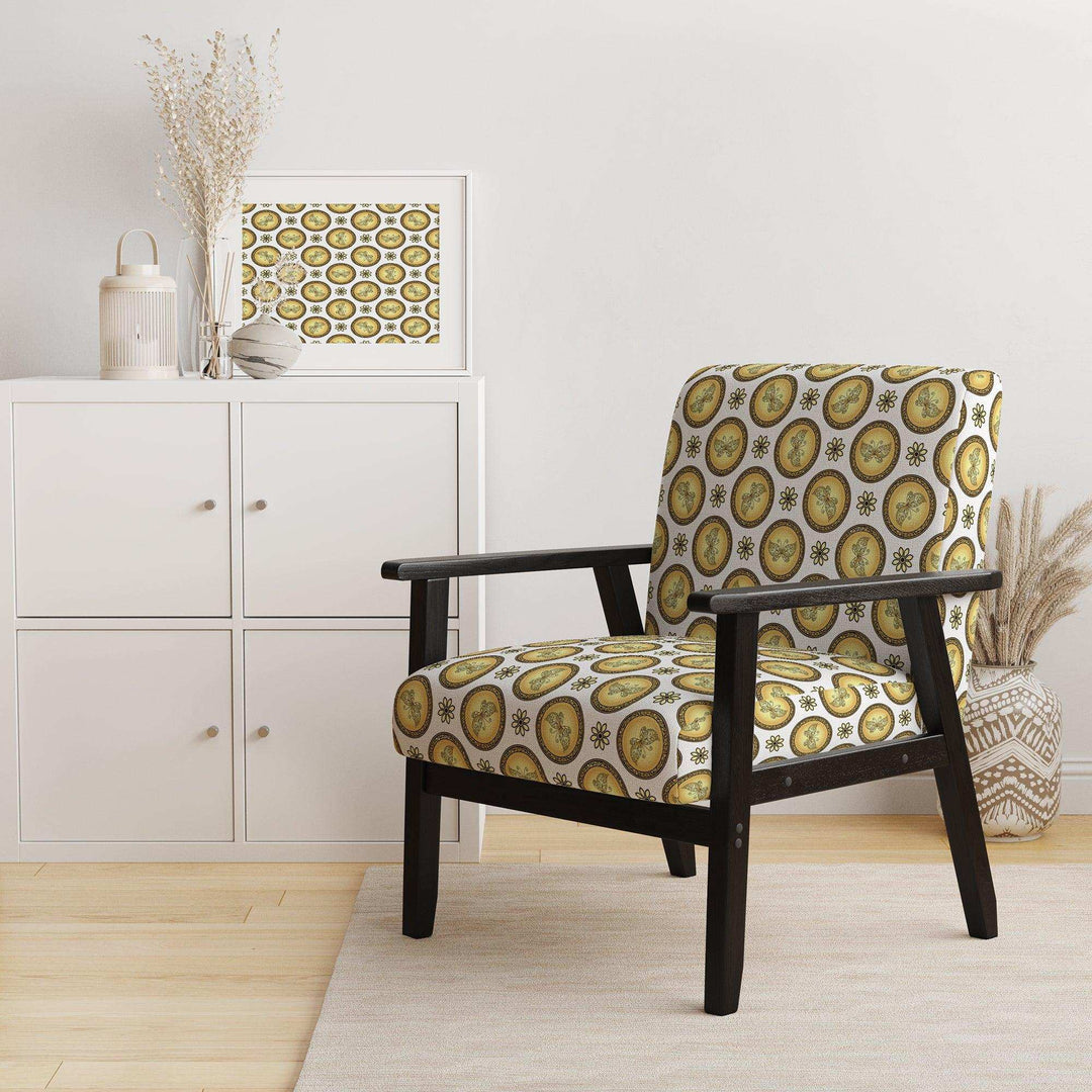 Gold and browne pattern with gradient vintage circles Mid-Century Accent Chair