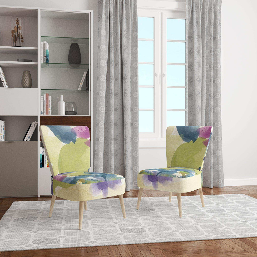Spring Bouquet II Traditional Accent Chair