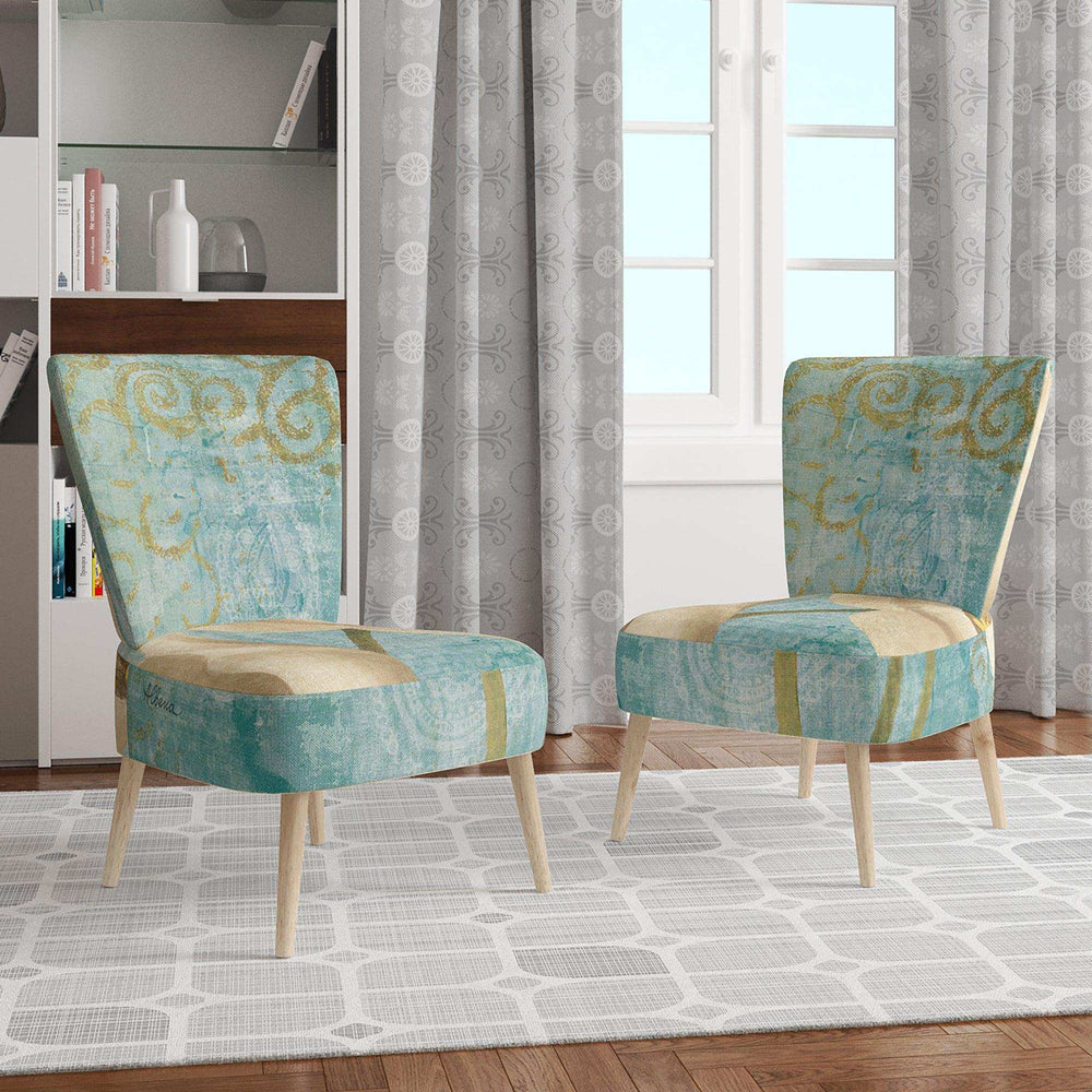 bouquet Poppies on Paisley I Cottage Accent Chair