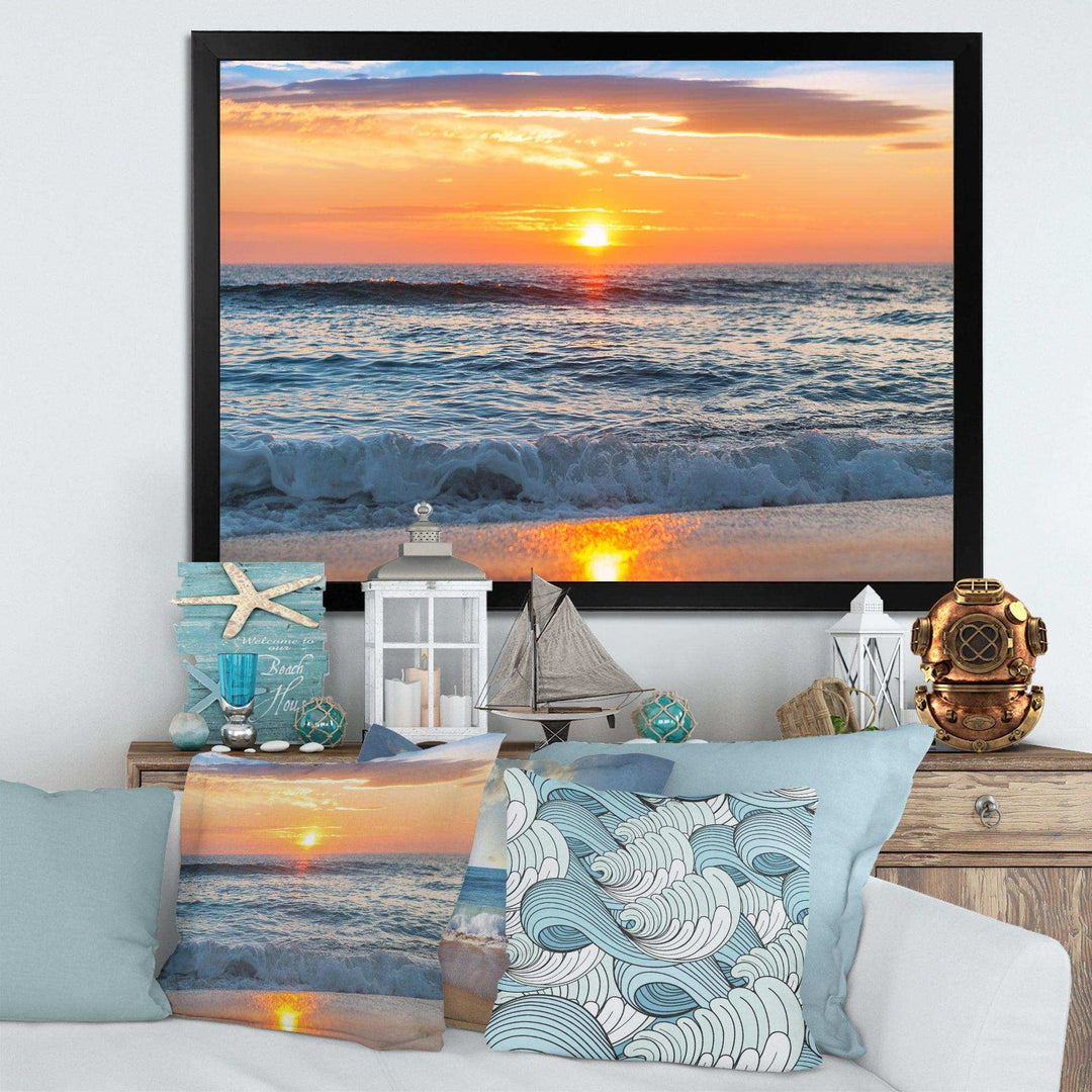Beautiful Sunrise over the Horizon.