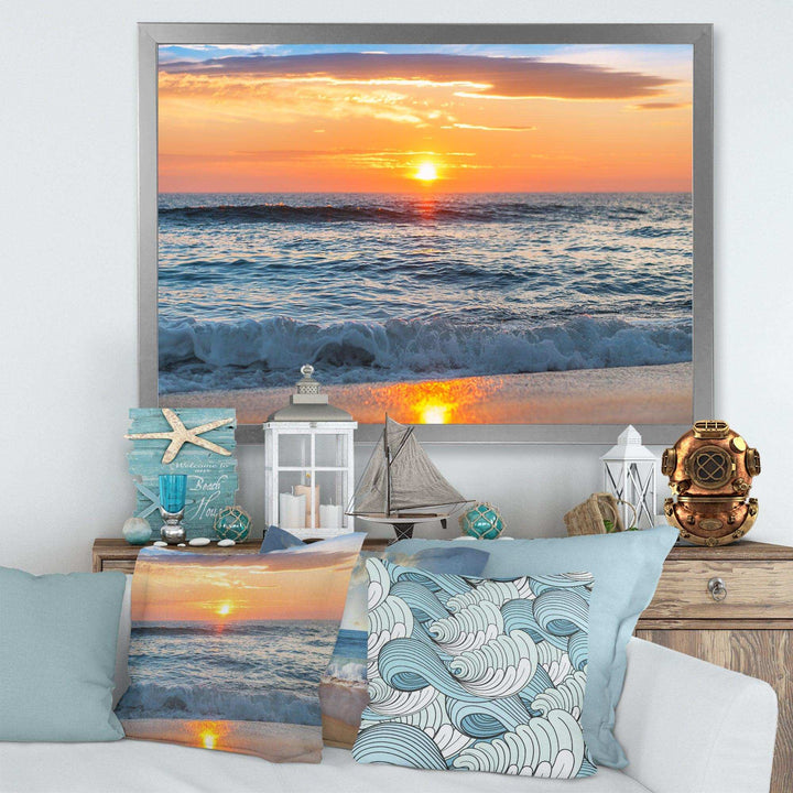 Beautiful Sunrise over the Horizon.
