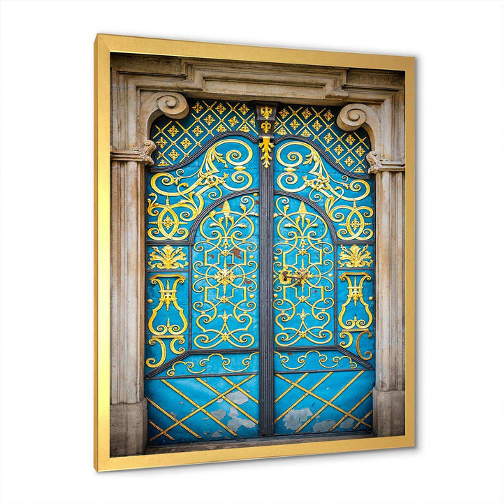 Old-European Door Vintage - Traditional Living Room Wall Decor