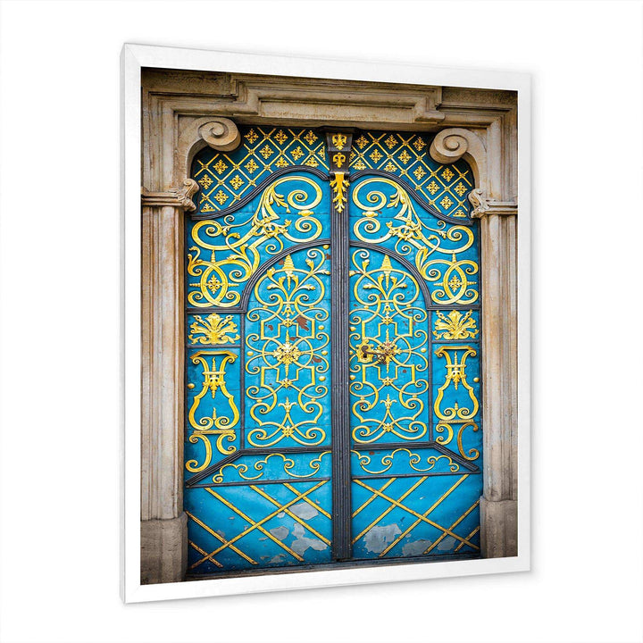 Old-European Door Vintage - Traditional Living Room Wall Decor