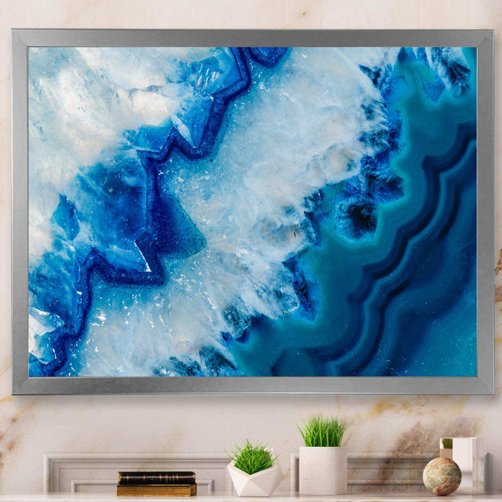 Geode Slice Macro - Modern Living Room Wall Decor