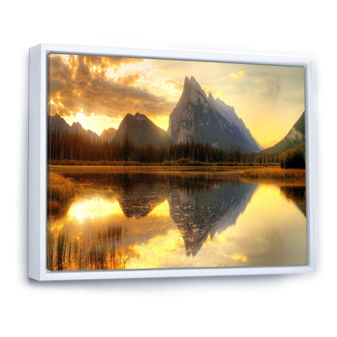 Vermillion Lake Sunrise in Banff Park
