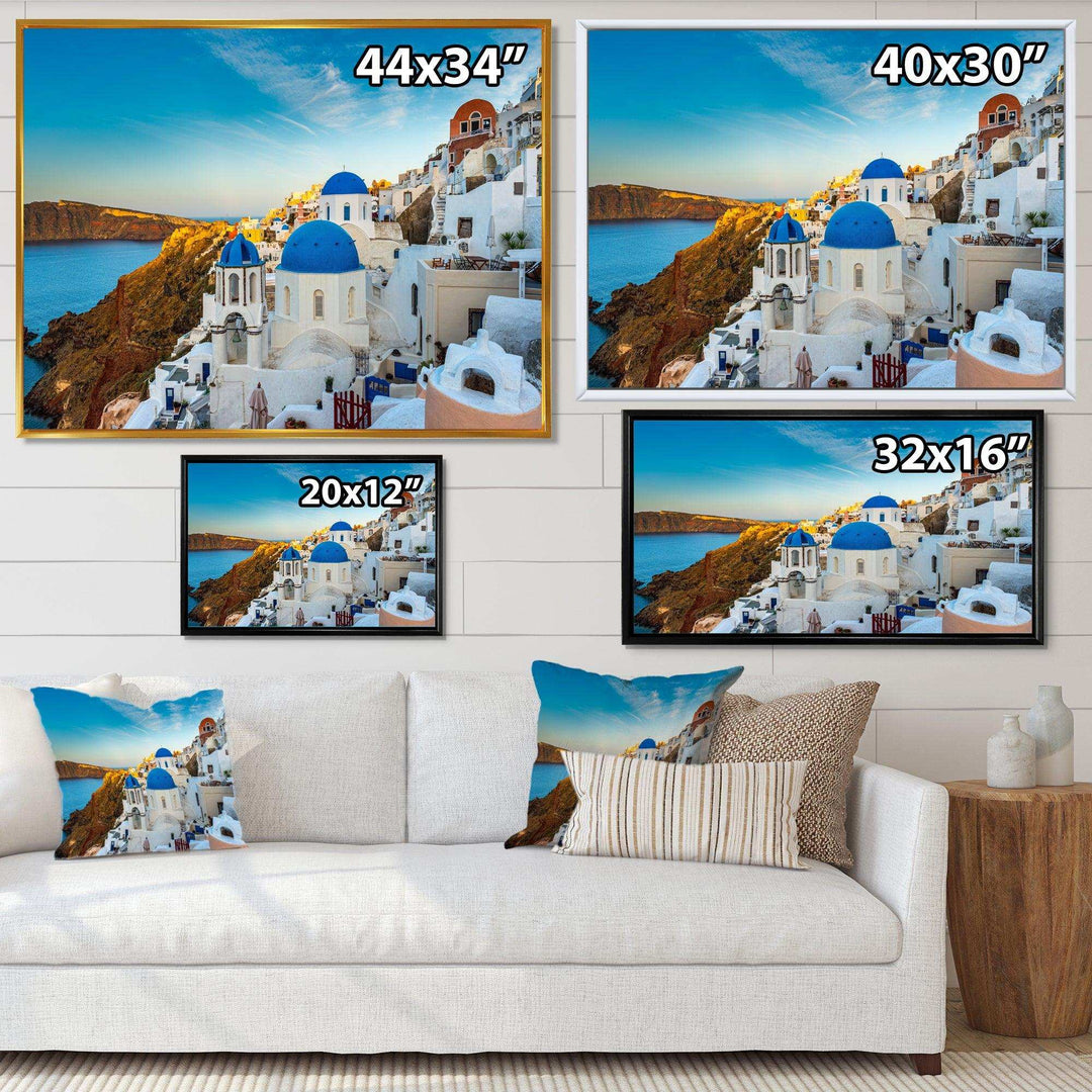 Beautiful Santorin Houses Greece