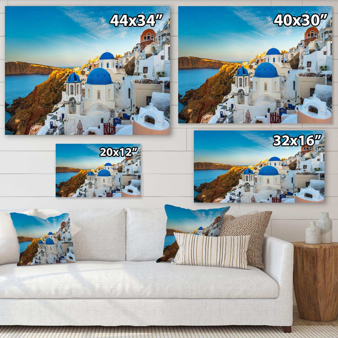 Beautiful Santorin Houses Greece